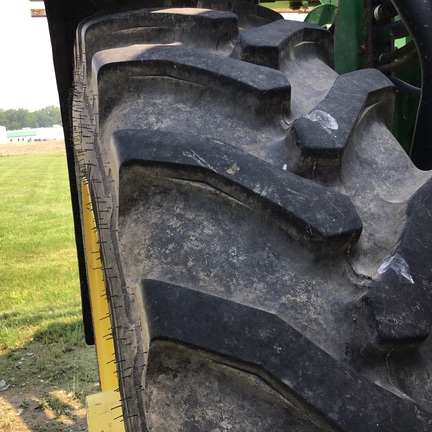 2014 John Deere R4038 Sprayer/High Clearance