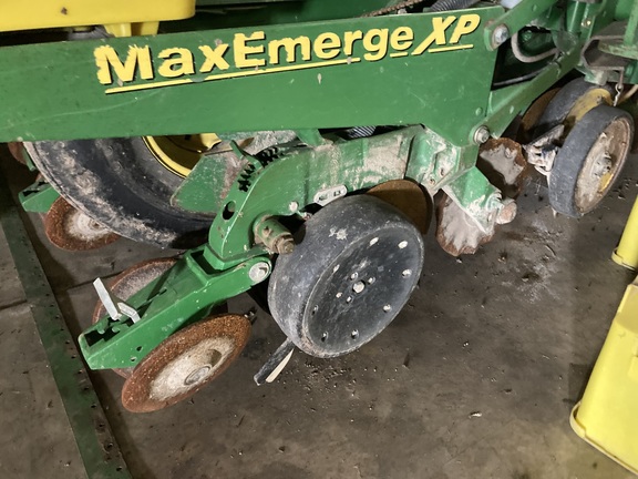 2006 John Deere 1770NT Planter