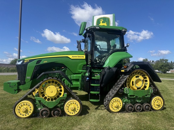2021 John Deere 8RX 370 Tractor Rubber Track
