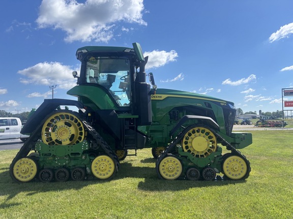 2021 John Deere 8RX 370 Tractor Rubber Track