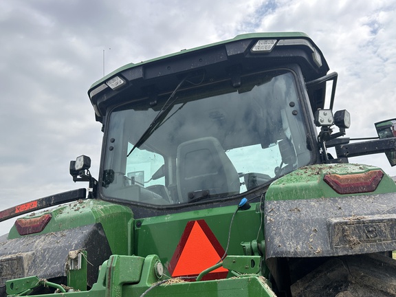 2021 John Deere 8R 370 Tractor