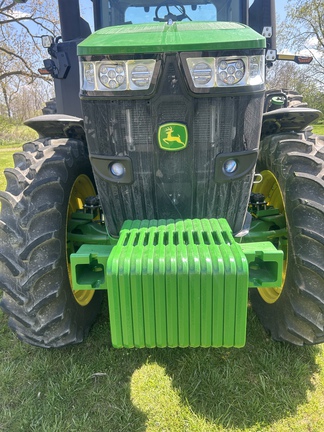 2023 John Deere 7R 230 Tractor