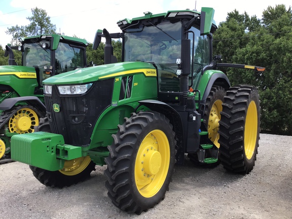 2023 John Deere 7R 230 Tractor