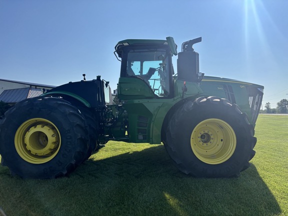 2023 John Deere 9R 540 Tractor 4WD