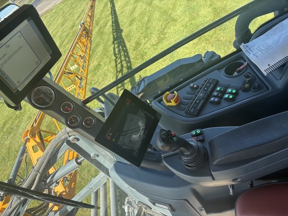 2021 Hagie STS12 Sprayer/High Clearance