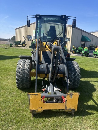 2022 John Deere 324L Compact Utility Loader