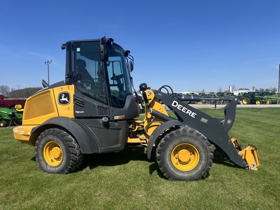 2022 John Deere 324L Compact Utility Loader