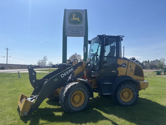 2022 John Deere 324L Compact Utility Loader