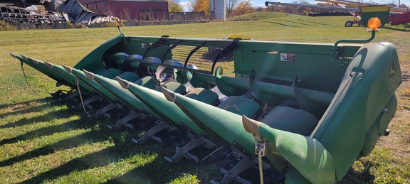 2014 John Deere 608C Header Corn Head