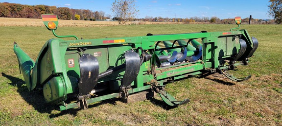 2014 John Deere 608C Header Corn Head