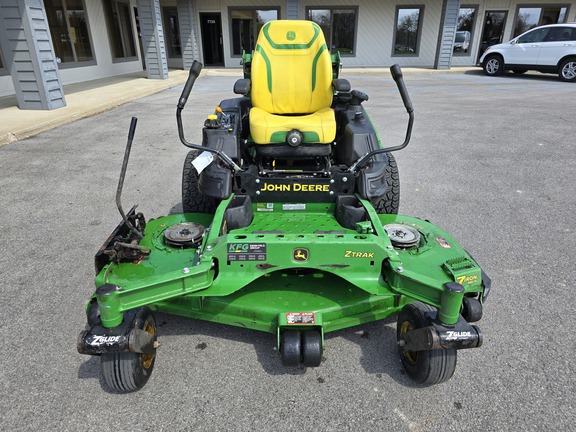 2023 John Deere Z950R Mower/Zero Turn
