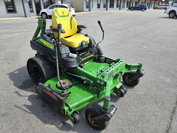 2023 John Deere Z950R Mower/Zero Turn