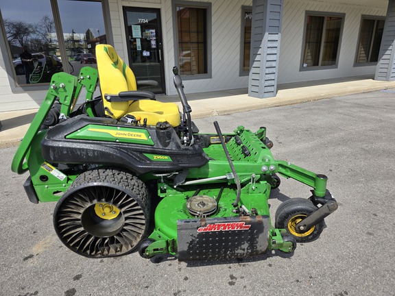 2023 John Deere Z950R Mower/Zero Turn