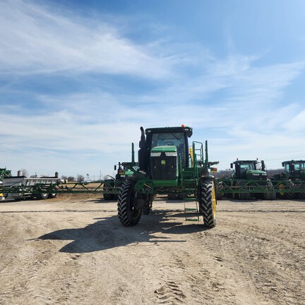 2017 John Deere R4038 Sprayer/High Clearance