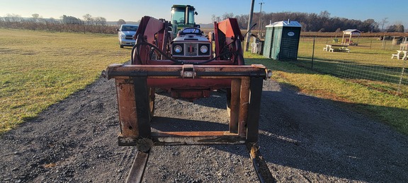 International 584 Tractor