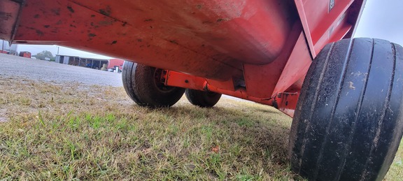 2019 Misc SL118T Manure Spreader