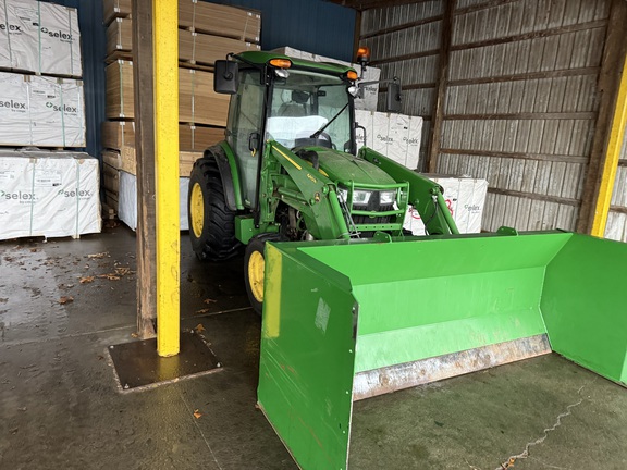 2021 John Deere 4066R Tractor Compact