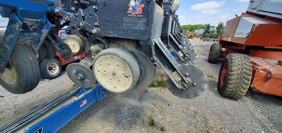 2014 Kinze 3600 Planter