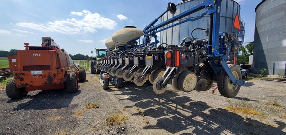 2014 Kinze 3600 Planter