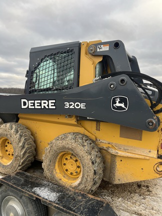 2013 John Deere 320E Skid Steer Loader