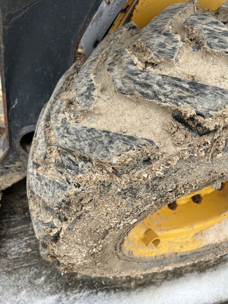 2013 John Deere 320E Skid Steer Loader