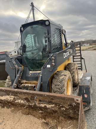 2013 John Deere 320E Skid Steer Loader