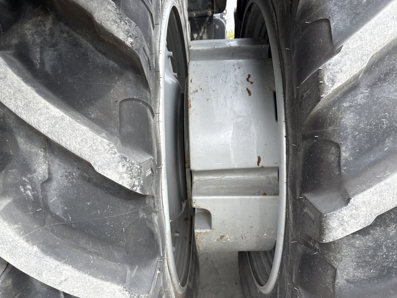 2019 Challenger 1042 Tractor