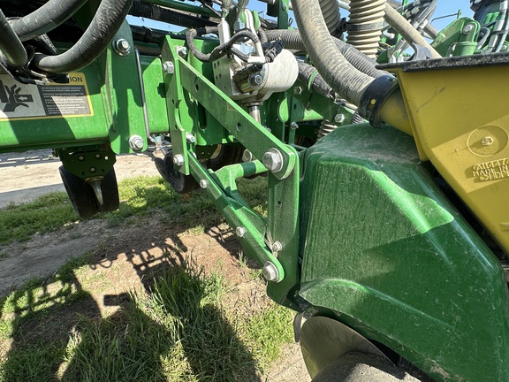 2023 John Deere 1775NT Planter