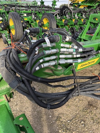 2023 John Deere 1775NT Planter