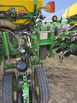 2023 John Deere 1775NT Planter
