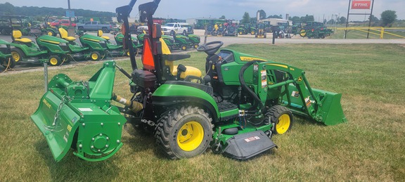 2018 John Deere 1025R Tractor Compact