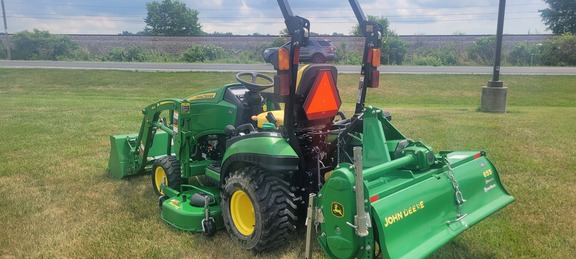 2018 John Deere 1025R Tractor Compact