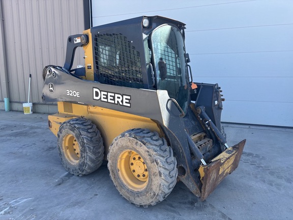 2013 John Deere 320E Skid Steer Loader