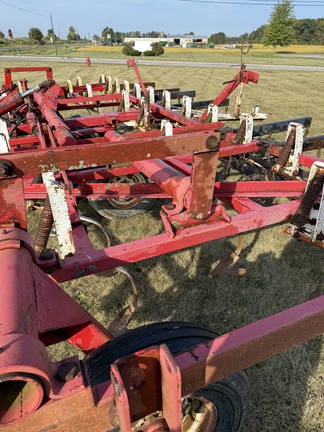 Wil-Rich 2500 Field Cultivator