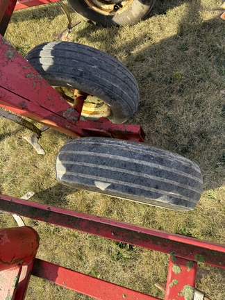 Wil-Rich 2500 Field Cultivator