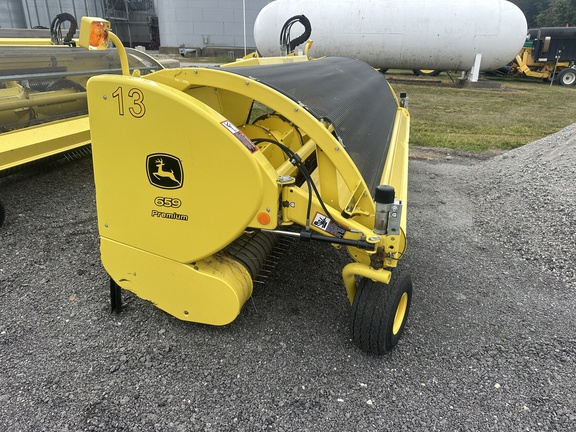 2022 John Deere 659 Header Forage