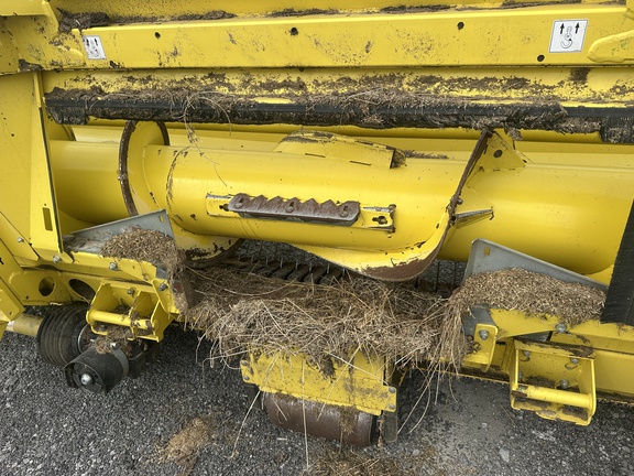 2022 John Deere 659 Header Forage