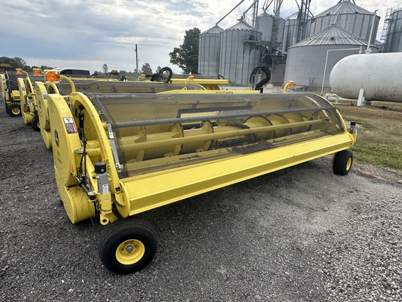 2022 John Deere 659 Header Forage