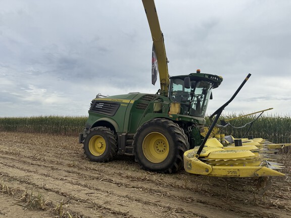 2022 John Deere 9900 Forage Harvester
