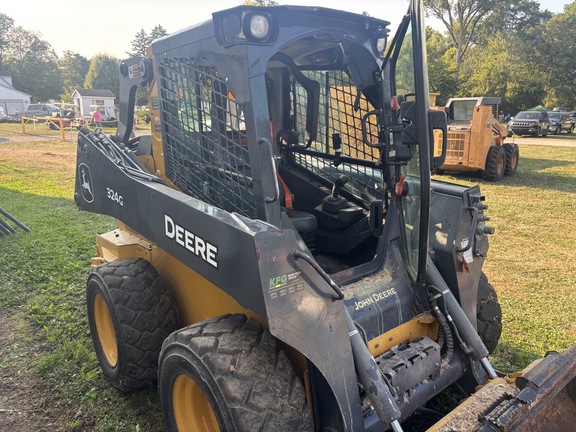 2021 John Deere 324G Skid Steer Loader