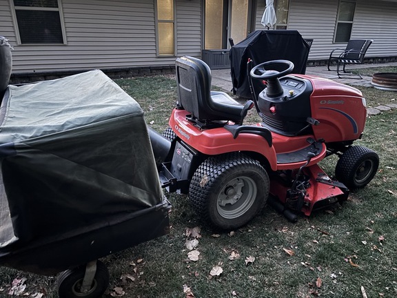 Simplicity Conquest 16H Garden Tractor