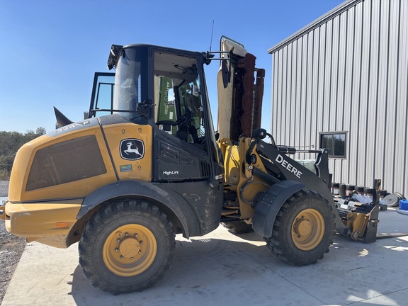 2024 John Deere 324 P Compact Utility Loader