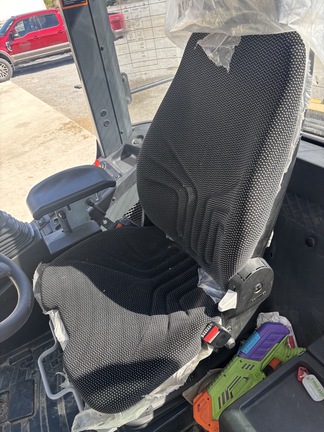 2024 John Deere 324 P Compact Utility Loader