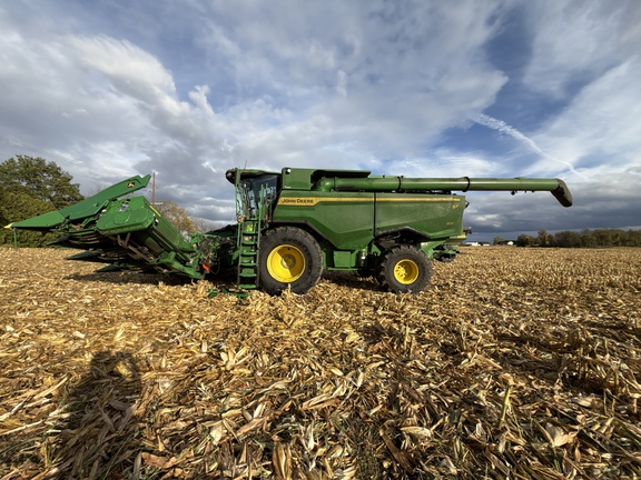 2025 John Deere S7 800 Combine