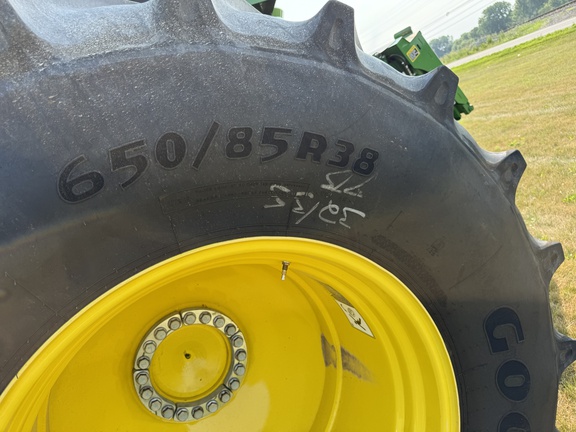 2025 John Deere S7 800 Combine