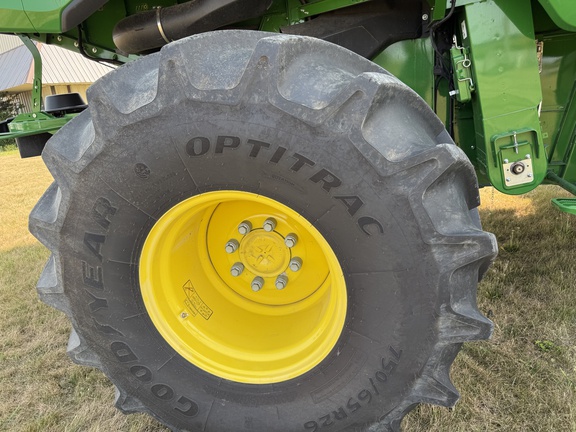 2025 John Deere S7 800 Combine