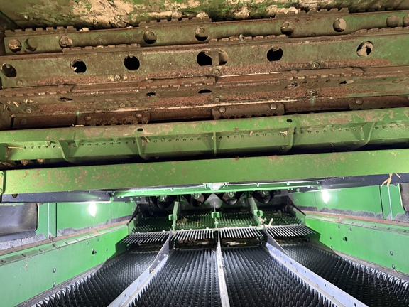 2025 John Deere S7 800 Combine