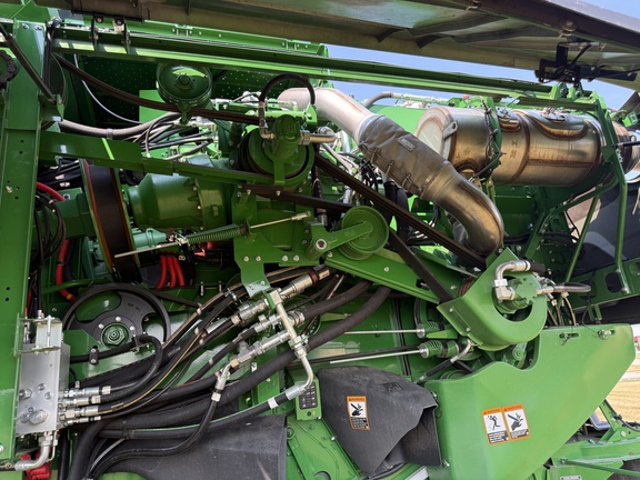 2025 John Deere S7 800 Combine