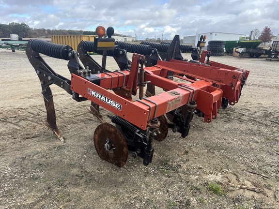 2003 Krause 4830 Disk Ripper