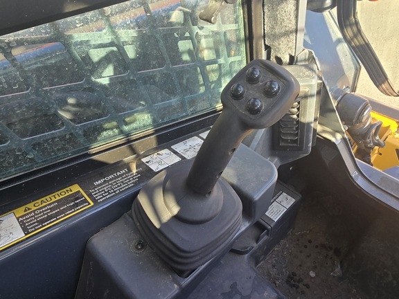 2024 John Deere 324G Skid Steer Loader